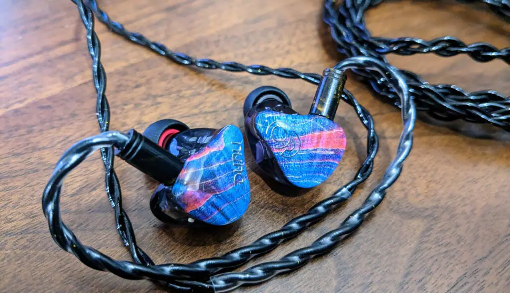 イヤホン DUNU SA6 DUNU x Z Reviews SA6 Ultra」 599ドル限定300個が即完売！？ 高評価