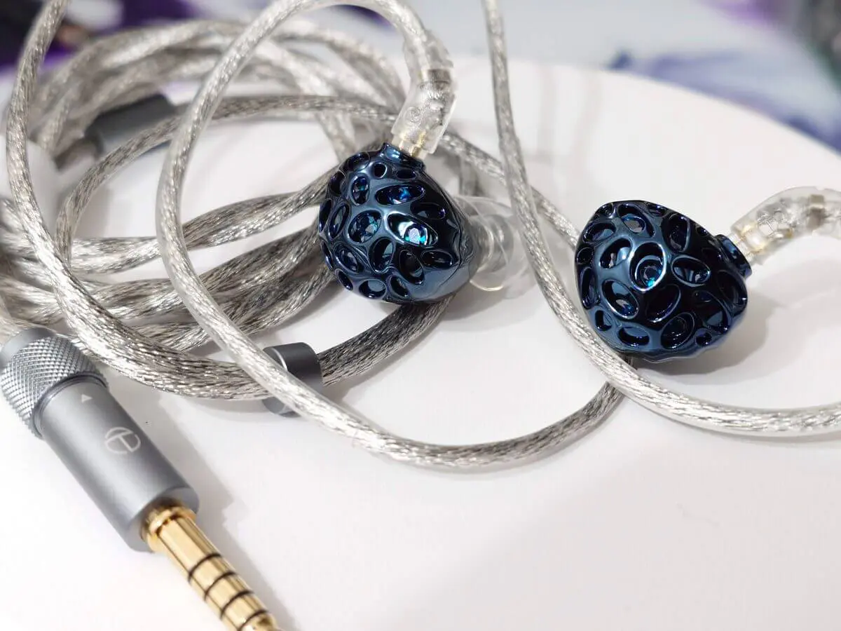 レビュー】TRN WhaleShark – 自然なつながりと奥行きが心地よい一本