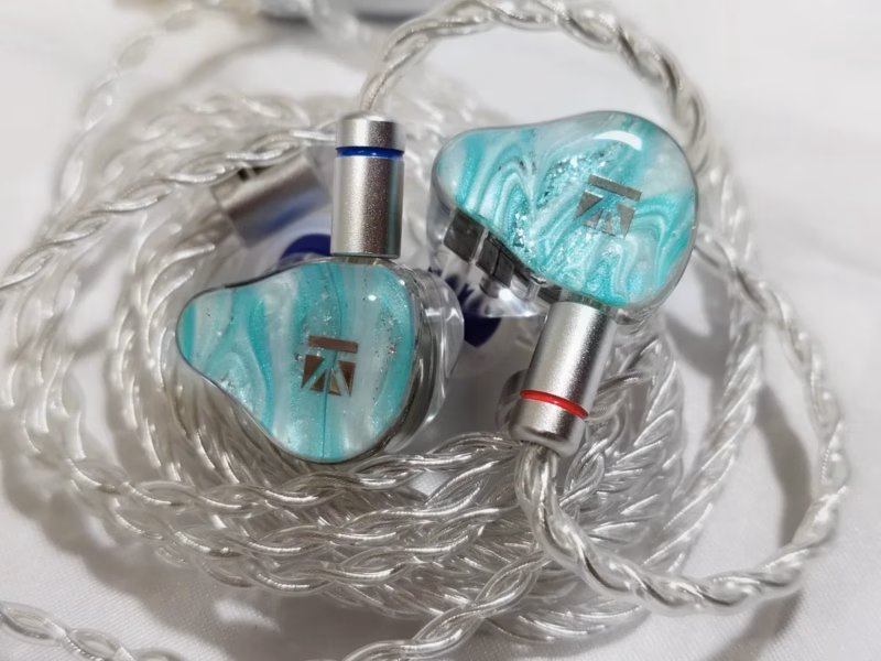 KBEAR KB08 Mirage – 見た目は涼やか、音はしっかり華やかなトライブリッドイヤホン 13 kbear kb08 06