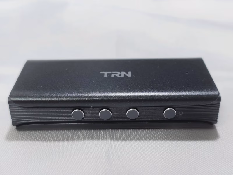 TRN WAVE – 小さく軽く、手持ちのイヤホンをワイヤレスでも心地よく 11 trn wave 05