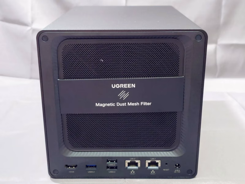 UGREEN NASync DXP4800 GTの写真