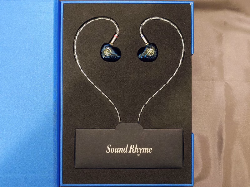 Sound Rhyme SR6 - 音の存在感を積極的に楽しむ、個性派イヤホン 10 Sound Rhyme SR6の写真