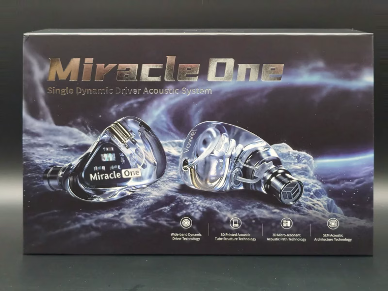 AFUL MiracleOne - 耳にすっぽり収まる、技術派AFULの新世代DD 10 AFUL MiracleOneのパッケージ